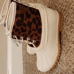 Little Girl Duckboots